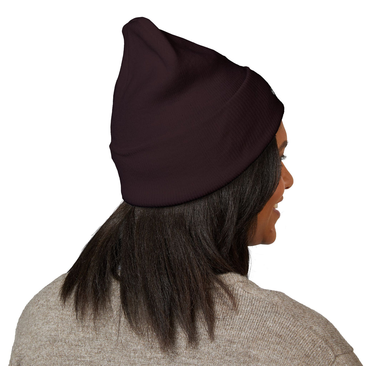 Gorro Bordado Pingüino — Liptoc | Cozy Winter Beanie
