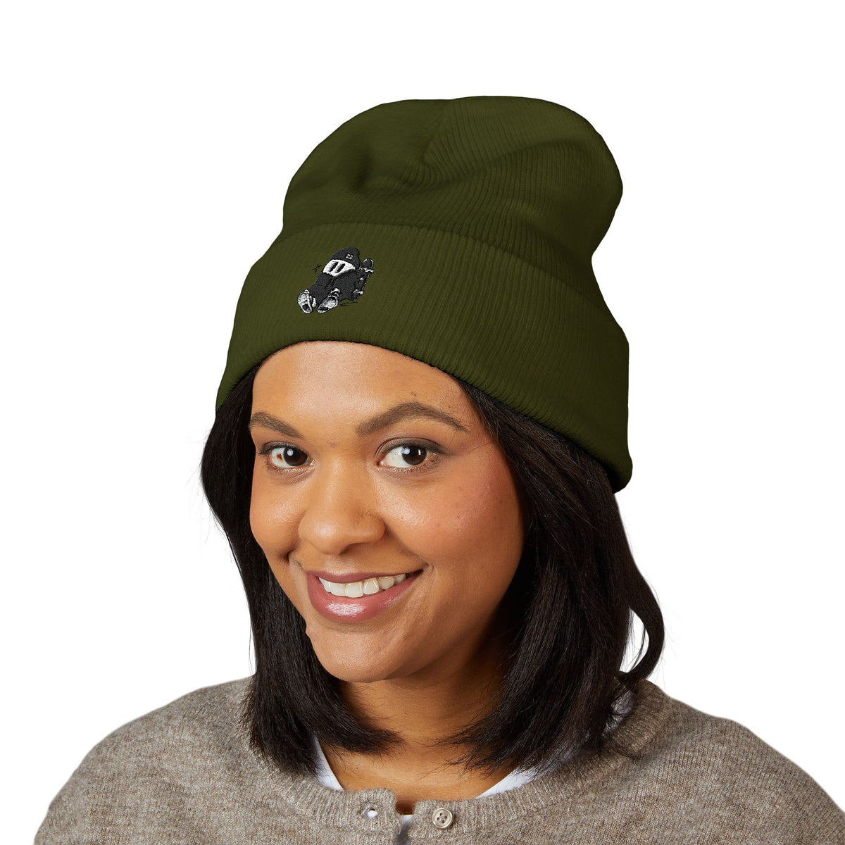 Gorro Bordado Pingüino — Liptoc | Cozy Winter Beanie
