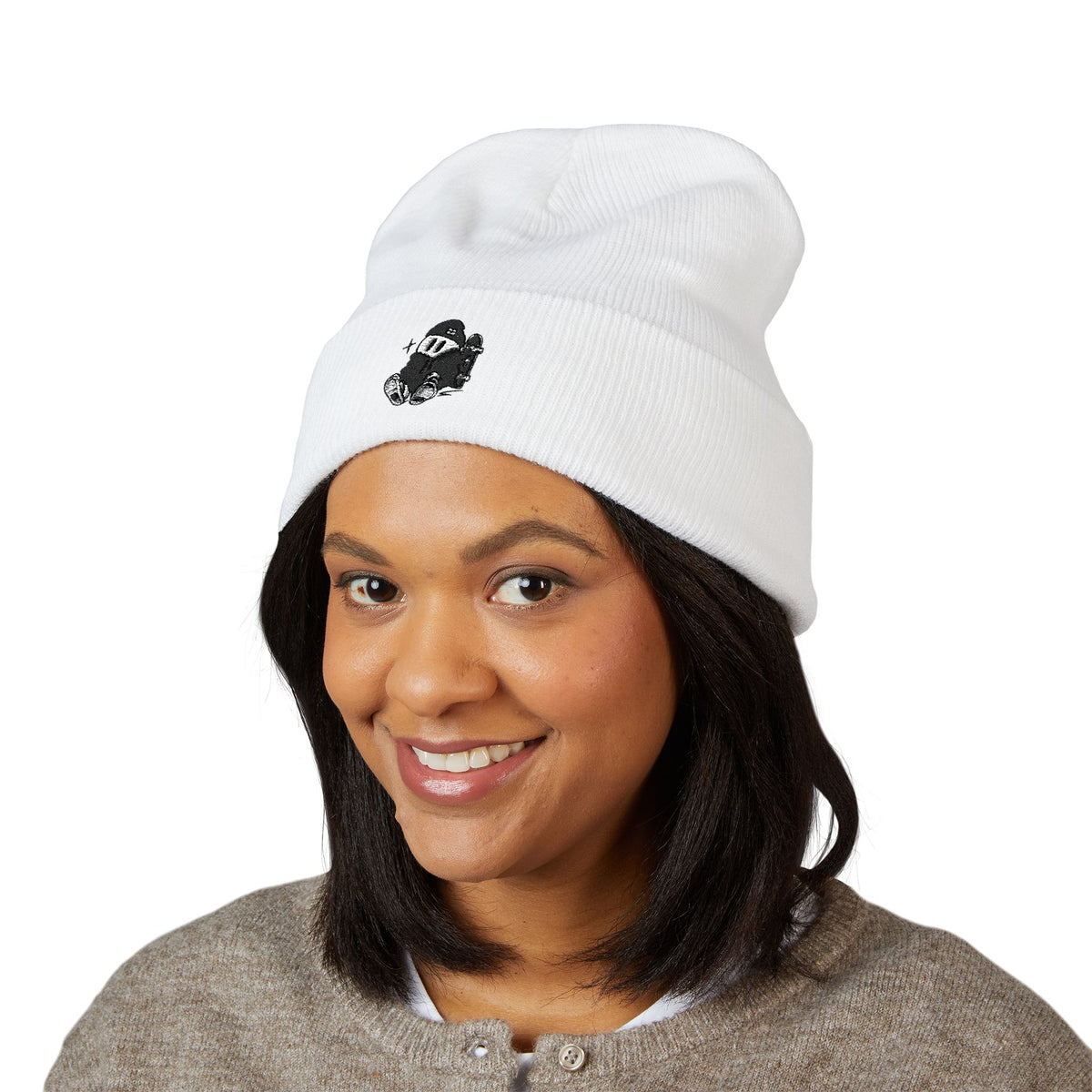 Gorro Bordado Pingüino — Liptoc | Cozy Winter Beanie