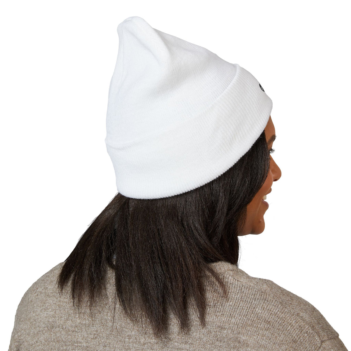Gorro Bordado Pingüino — Liptoc | Cozy Winter Beanie